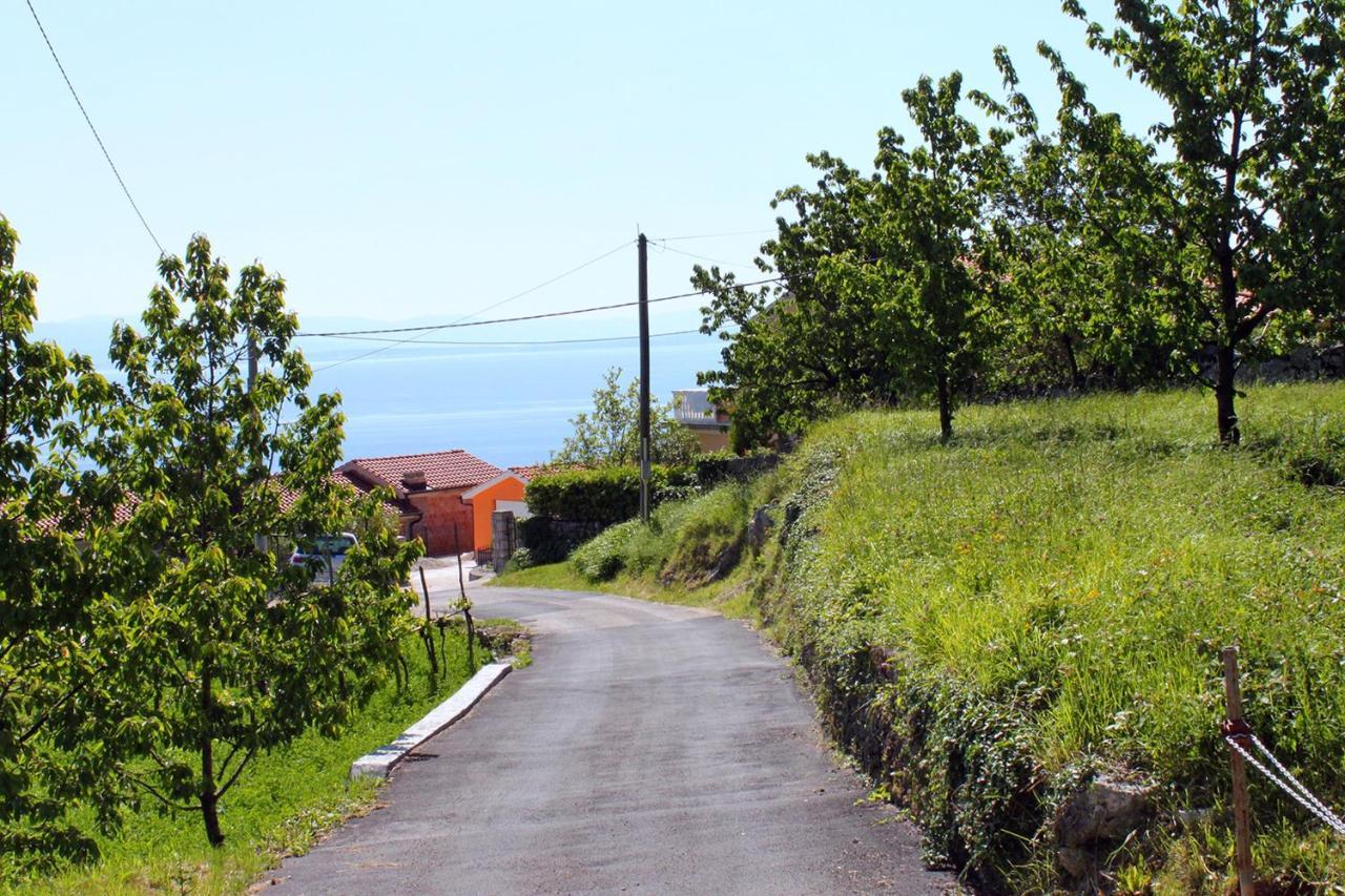 Apartments With A Parking Space Opric, Opatija - 7728 Ловран Экстерьер фото